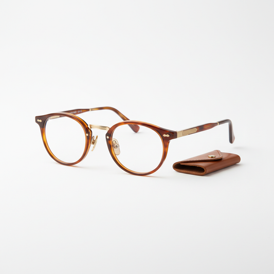 Classic tortoiseshell round eyeglasses